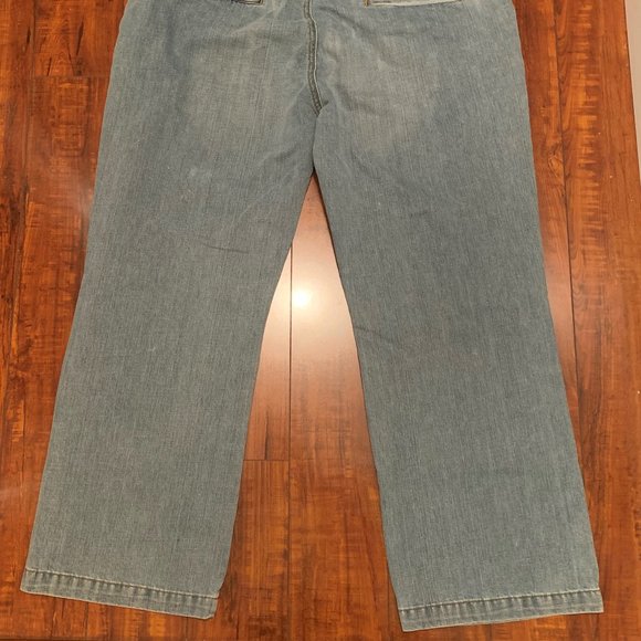🦋 Old Navy Just Below Waist Jeans Size 18 - Picture 3 of 6